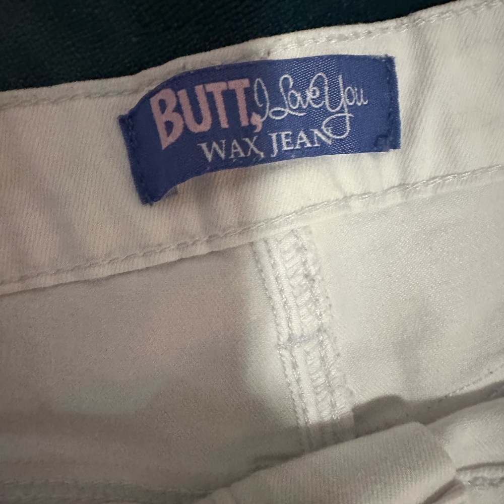 Wax Jean Women's White Jean Shorts - Picture 6 of 6